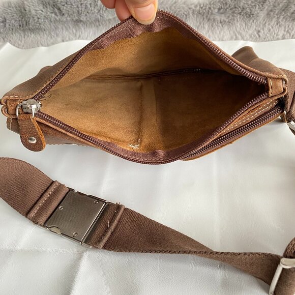 Roots Village Tribe Leather Camel Fanny Pack Unisex - Picture 4 of 9